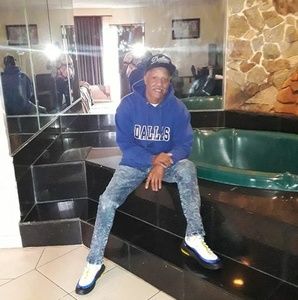 Meet your Posher, Thomas